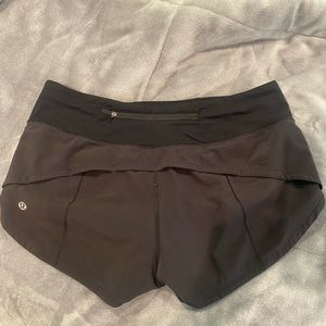 Size 4 speed up lulu lemon shorts